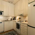 Spacious With Sauna By The River 로바니에미
