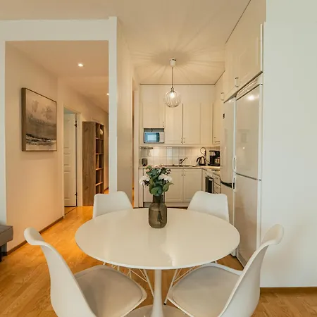 Apartment Spacious With Sauna By The River *