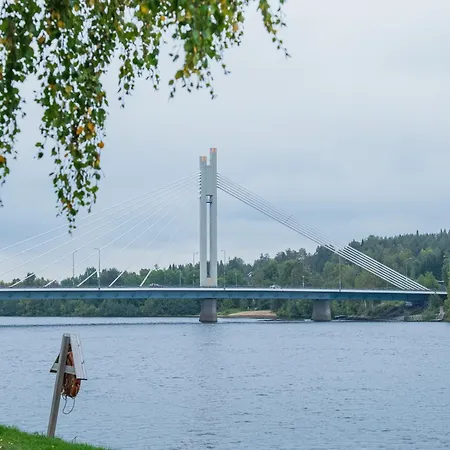 Spacious With Sauna By The River * Rovaniemi