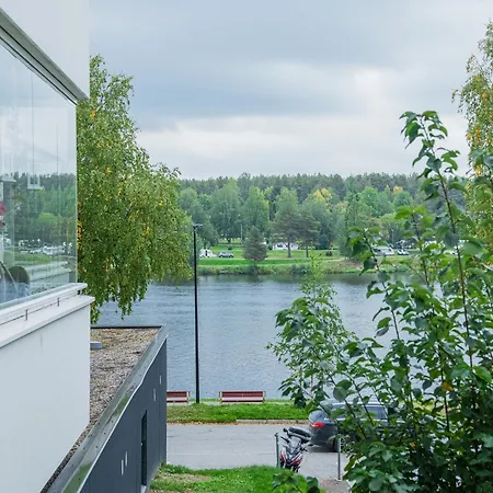 شقة Spacious With Sauna By The River