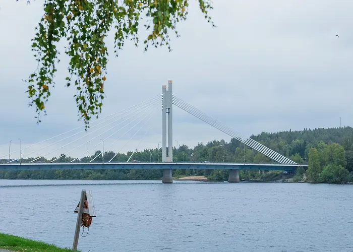 Spacious With Sauna By The River * Rovaniemi